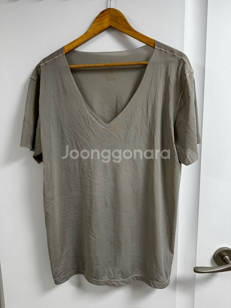 스파오 심리스 브이넥 XXL 110 V넥 에어리즘 속옷--2