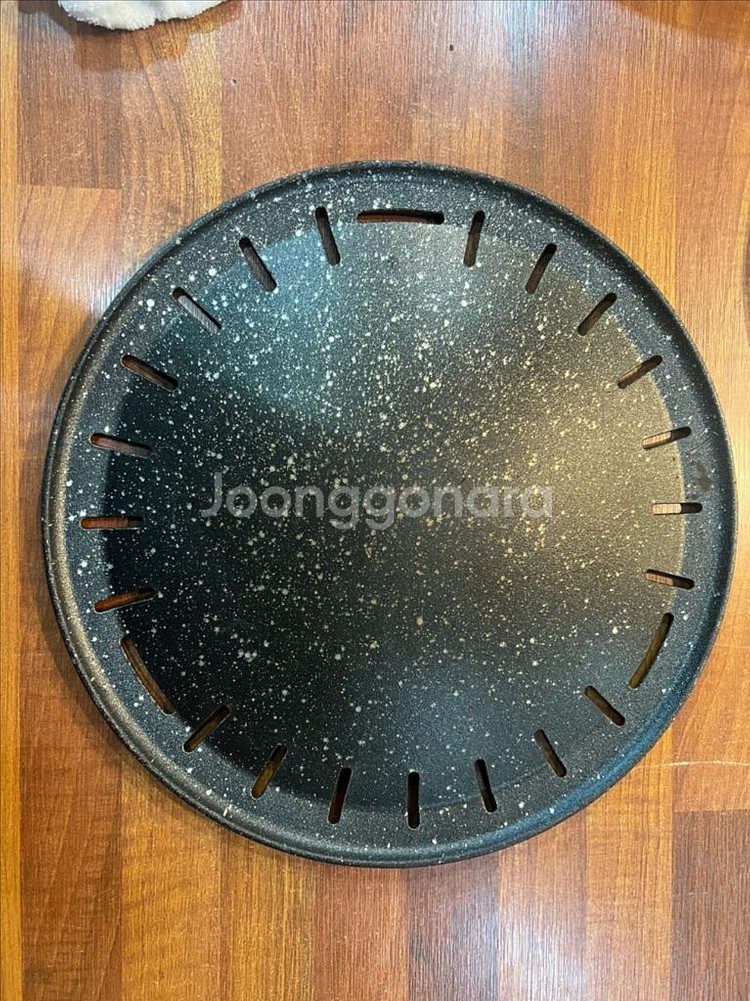 러빈쿡 업소용 고기불판 33cm 판매합니다--2