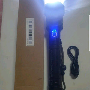 몬스터 XHP90랜턴.손전등.랜턴.후레쉬
