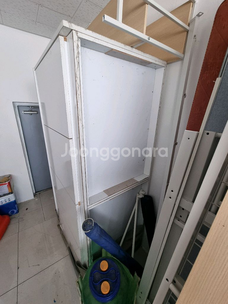 화이트 수납장 판매합니다--2
