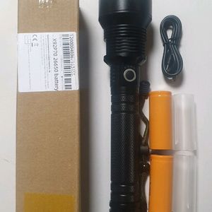 몬스터 XHP90랜턴.손전등.랜턴.후레쉬