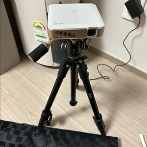 저스미니빔프로젝터