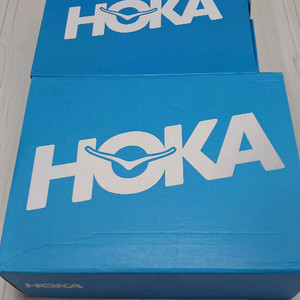 HOKA 호카 박스 2개(중 사이즈+대 사이즈)