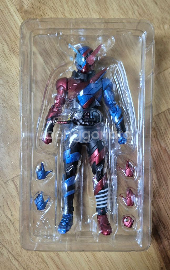 SHF 가면라이더 빌드 래빗탱크 가면라이더 지오--3