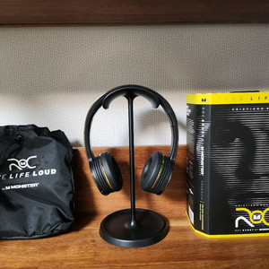 몬스터 ROC Freedom 블루투스 헤드폰팝니다.