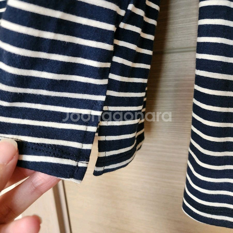 로에일 스퀘어 줄무늬티셔츠--6