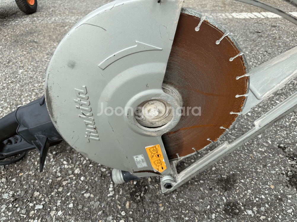 마끼다 4114S (14인치 컷팅기)--4