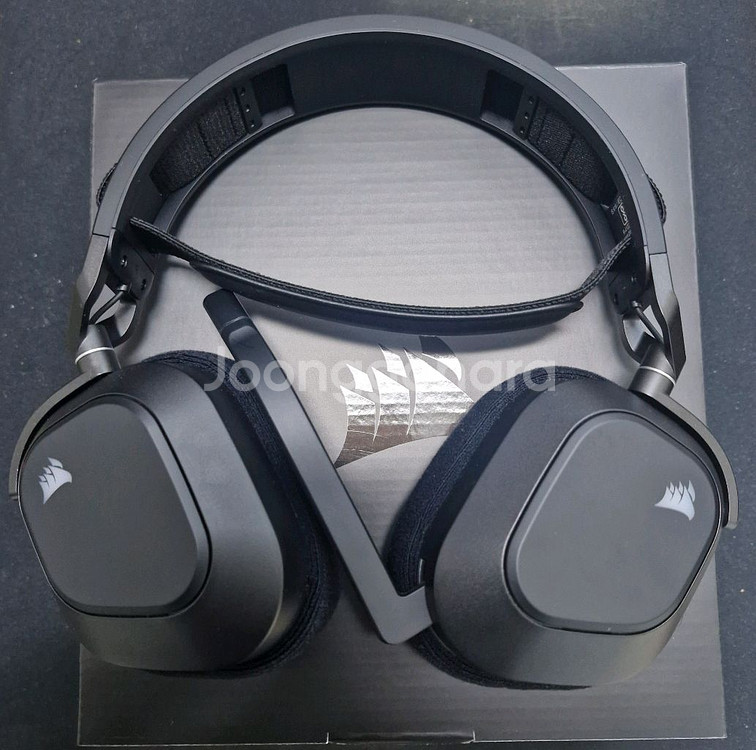 커세어 HS80 무선 게이밍 헤드셋 팝니다--0