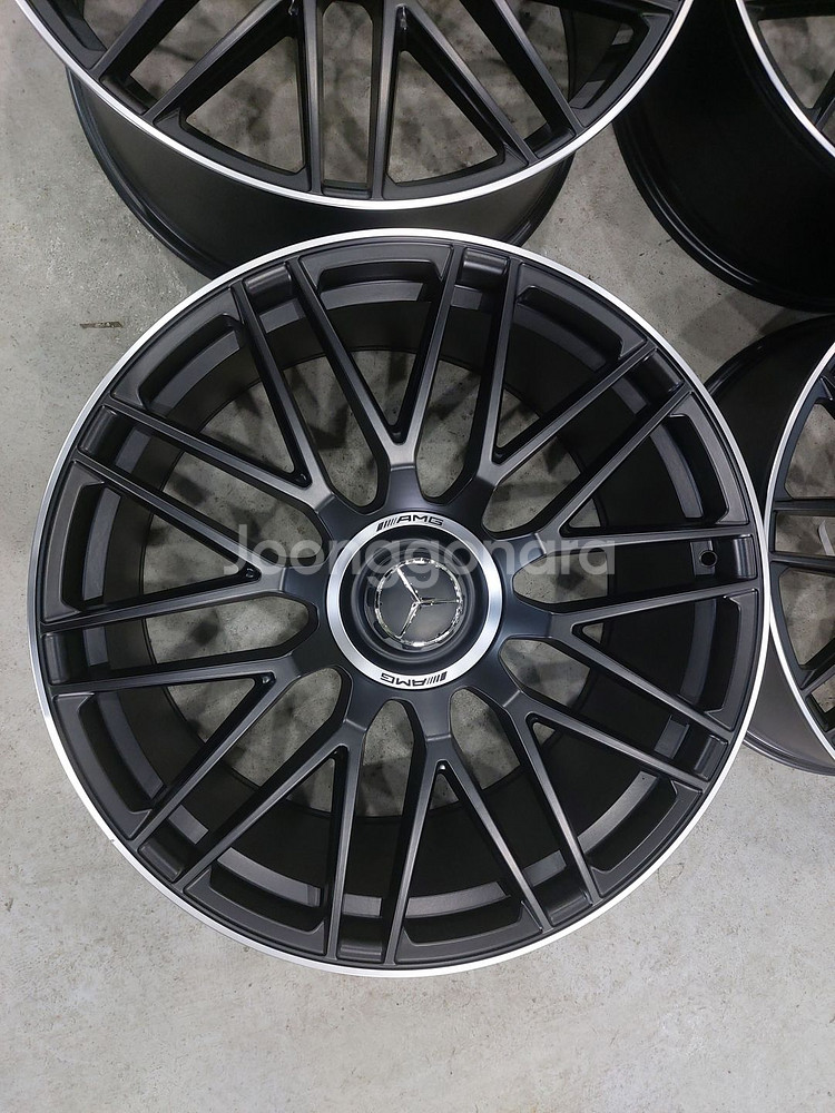 벤츠 S클래스 W222 S63 신형퍼포먼스 20인치 휠--2