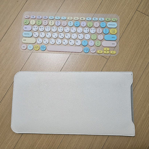 로지텍 K380 키스킨 및 케이스(파우치)