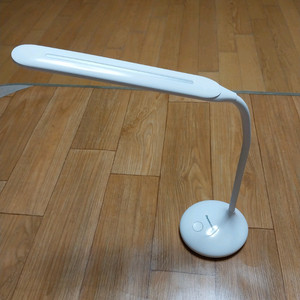 파나소닉 유무선 겸용 LED 스탠드 조명