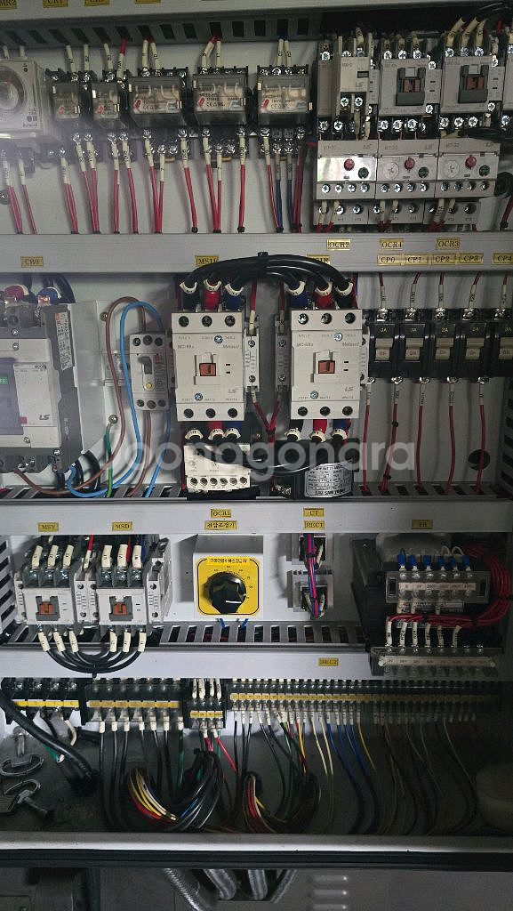 선반 750-3000 한국공작기계 팝니다--3