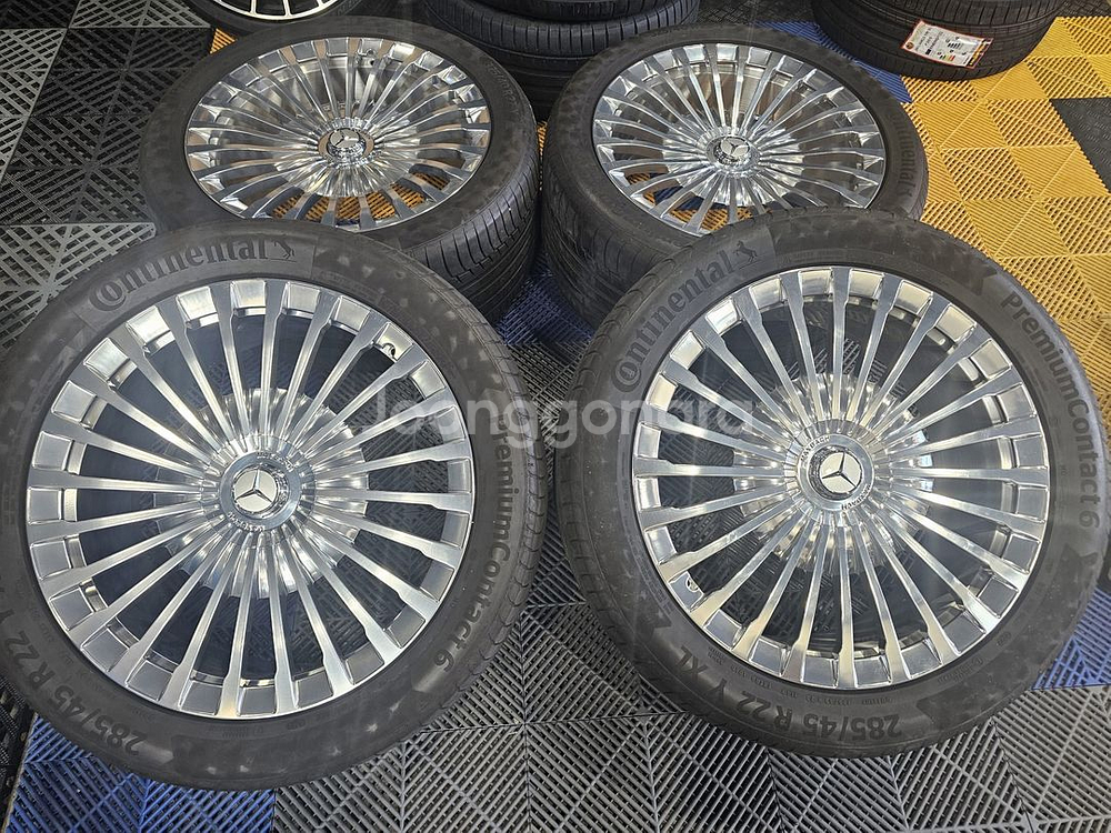 벤츠 GLS 마이바흐 커스텀 포지드 22인치 휠타이어--0