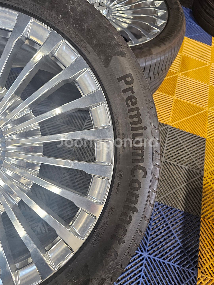 벤츠 GLS 마이바흐 커스텀 포지드 22인치 휠타이어--4