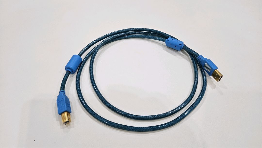 LAT USB-2 Signature (1.0m)--0