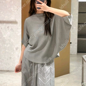 이세이미야케 미 바스켓 니트 탑 ~