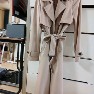 비지트. 코트