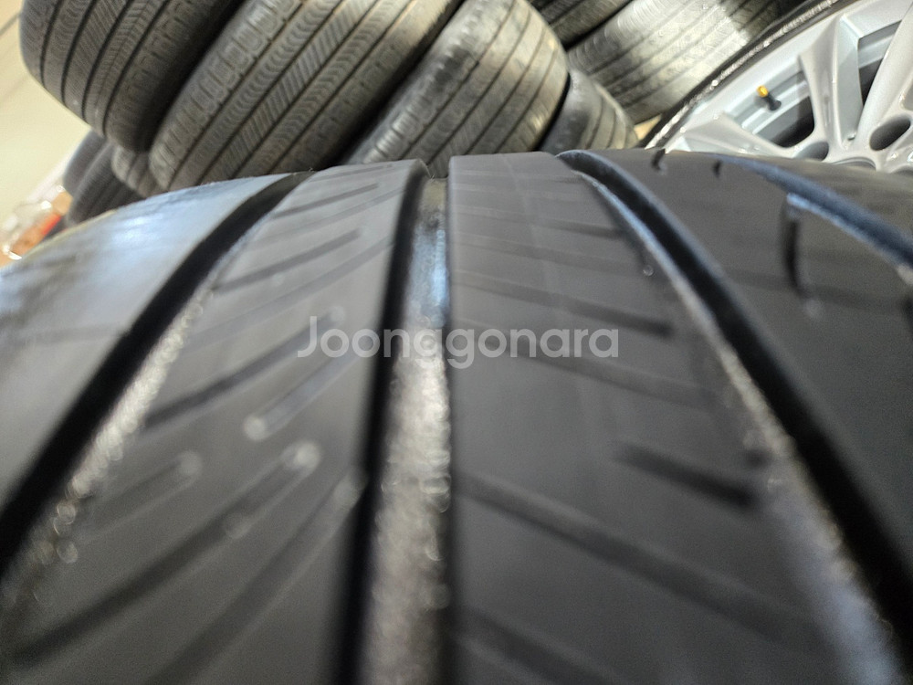 (판매) f10 bmw5시리즈 17인치 휠타이어 판매--5