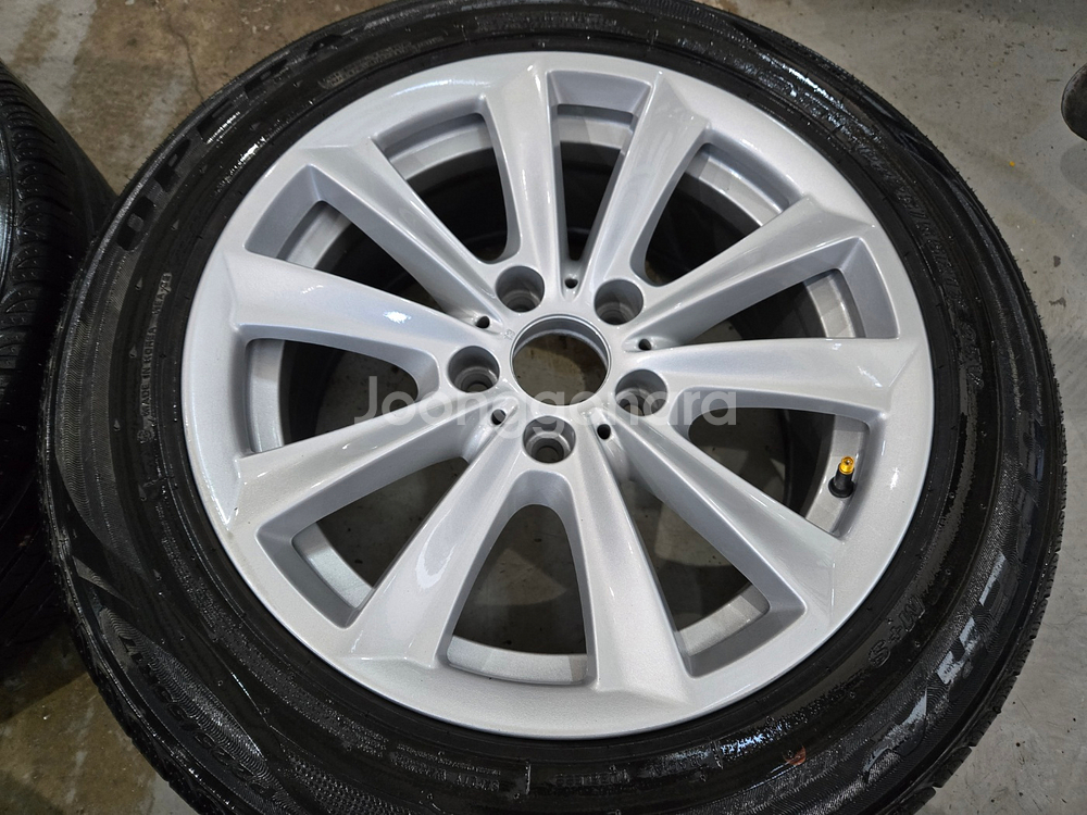 (판매) f10 bmw5시리즈 17인치 휠타이어 판매--2