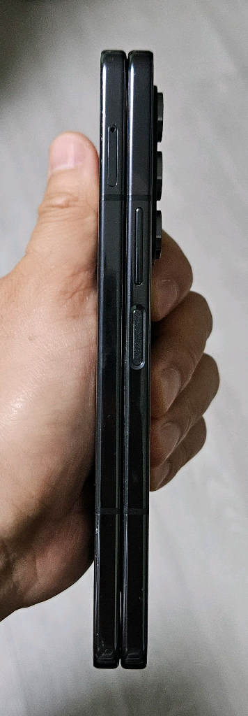 갤럭시 Z폴드5 블랙 512GB 싸게 팝니다.--6