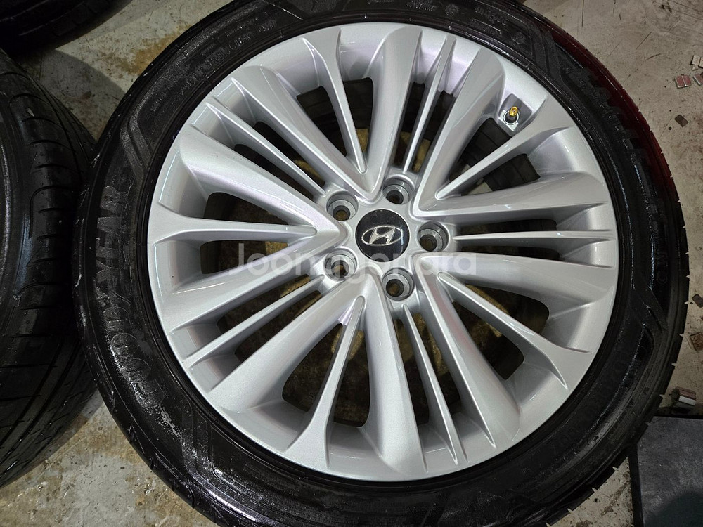 (판매) 아슬란 18인치 휠타이어 판매합니다--1