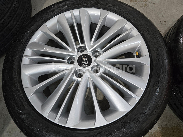 (판매) 아슬란 18인치 휠타이어 판매합니다--3