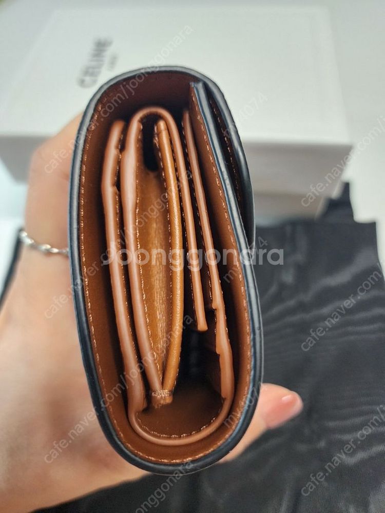 CELINE 셀린느 트리옹프 반지갑 새상품--4