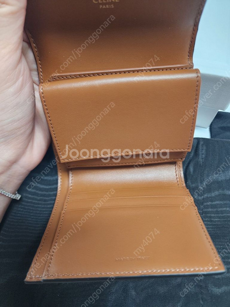 CELINE 셀린느 트리옹프 반지갑 새상품--5
