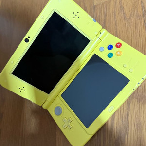 닌텐도 new 3ds xl 피카츄에디션