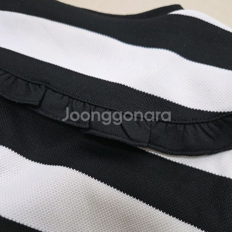 (새상품)여아 카라 단가라맨투맨 상하복세트130호--1