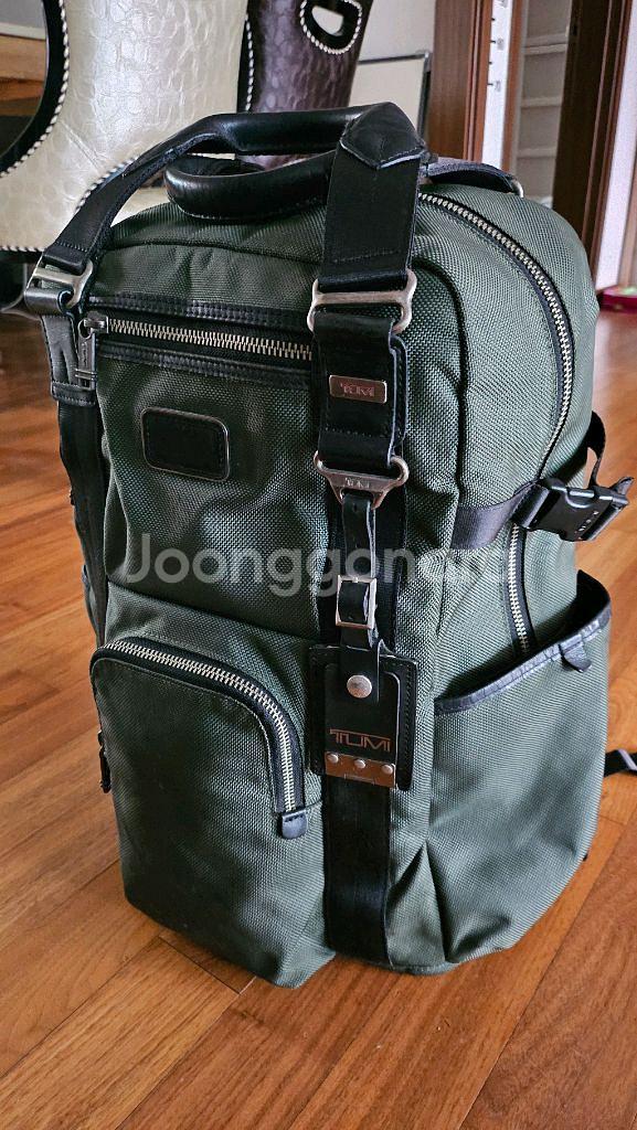 투미백팩 르준 카키 상태 좋음--1