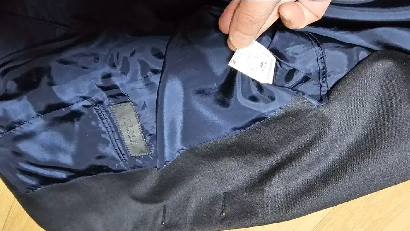 타임옴므 다크차콜 셋업 95/29 사이즈 팝니다.--7