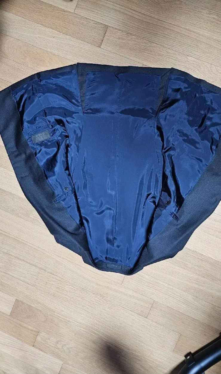 타임옴므 다크차콜 셋업 95/29 사이즈 팝니다.--8