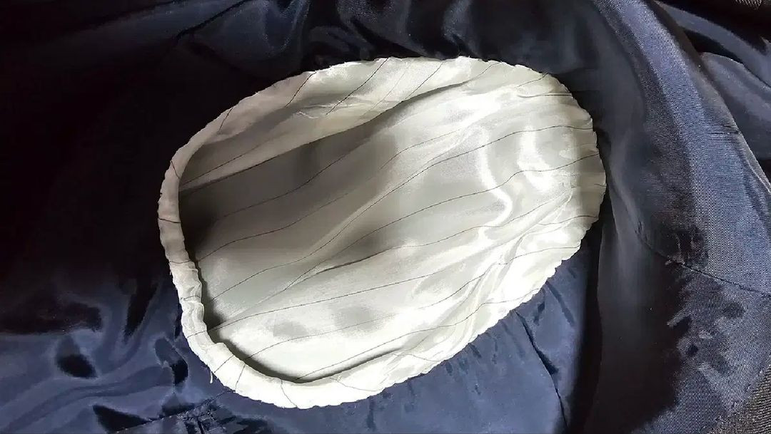 타임옴므 다크차콜 셋업 95/29 사이즈 팝니다.--5