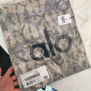 ALO 알로요가 알로 가방 토트백 쇼퍼백