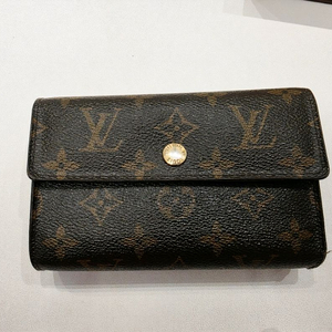 루이비통 모노그램 중지갑