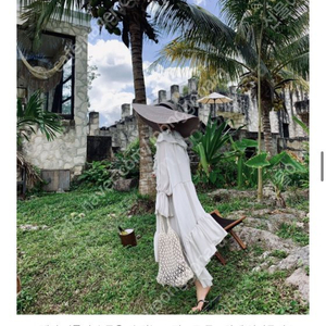 비탐 러플드레스 Vitam Ruffle Dress