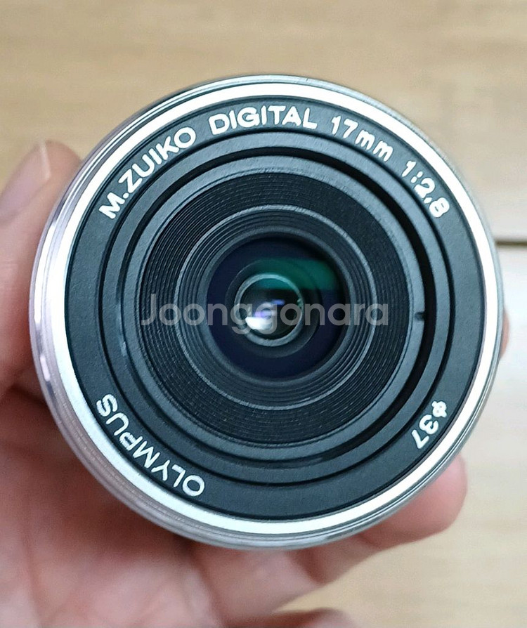 올림푸스 17mm f2.8 렌즈--1