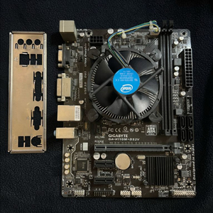 i3-7100+기가바이트 H110M 팝니다