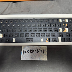 QK65v2 Classic판매합니다