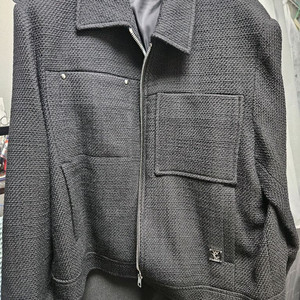 우영미 25ss 트위드자켓 48사이즈 팝니다.