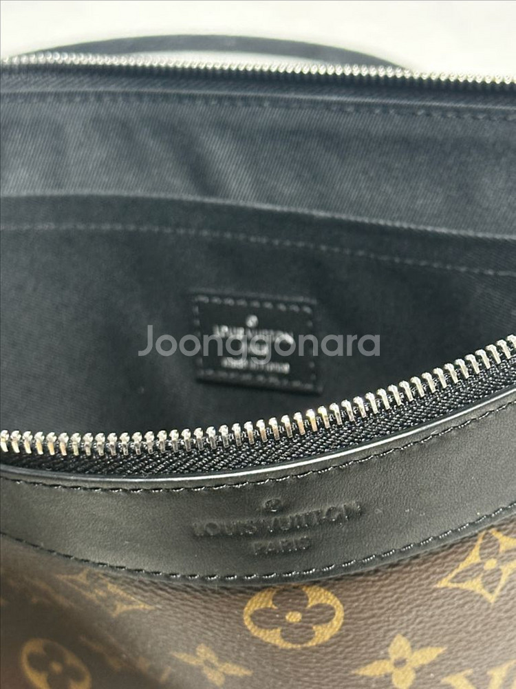 루이비통 클러치백 디스커버리 포쉐트--2