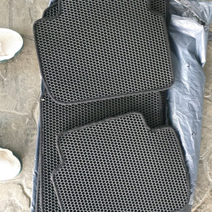 2004.e46.318i.벌집 매트