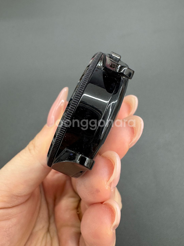 071050 갤럭시워치6클래식 블랙 43mm 판매합니다--3