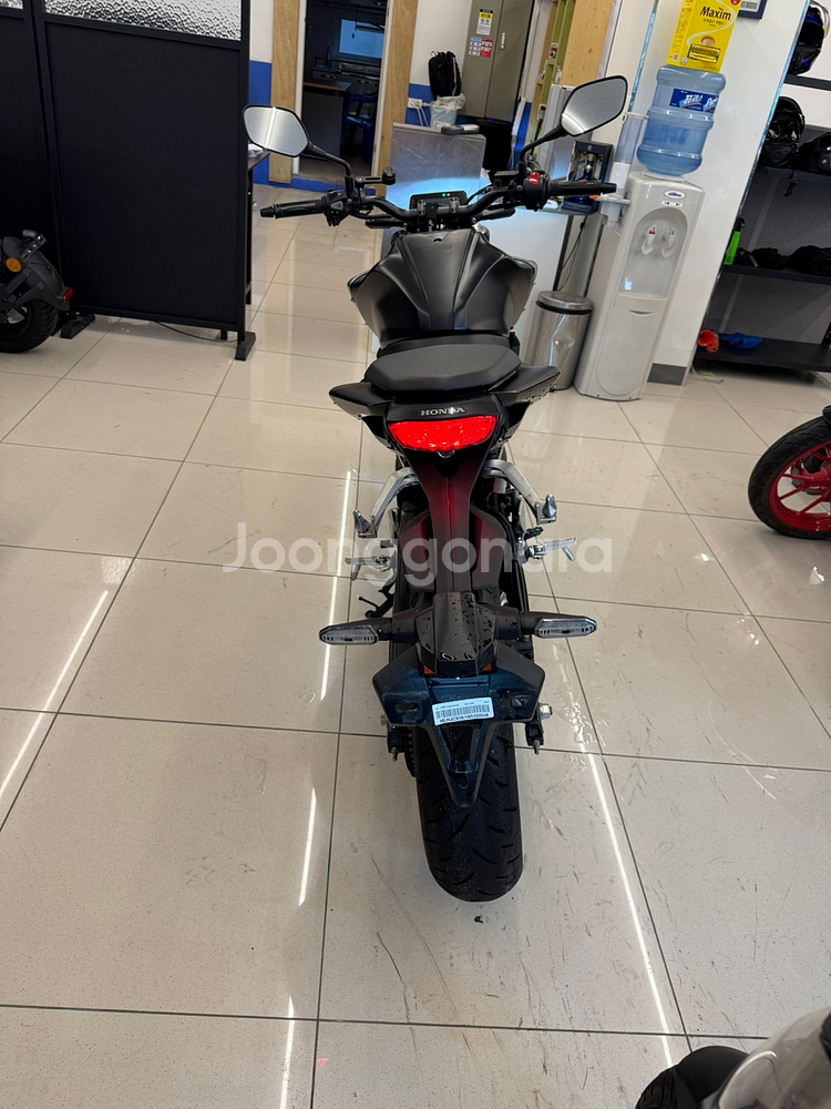 cb125r 22년식 싸게팔아봅니다--4