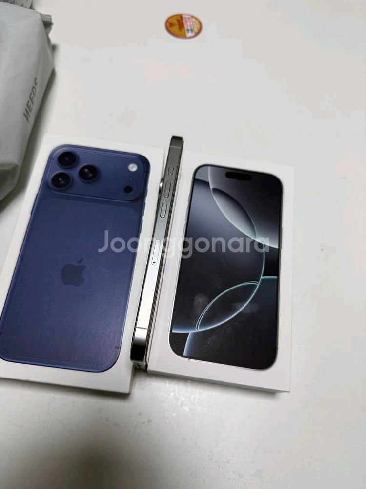 아이폰16프로 256GB 화이트티타늄 자급제--2
