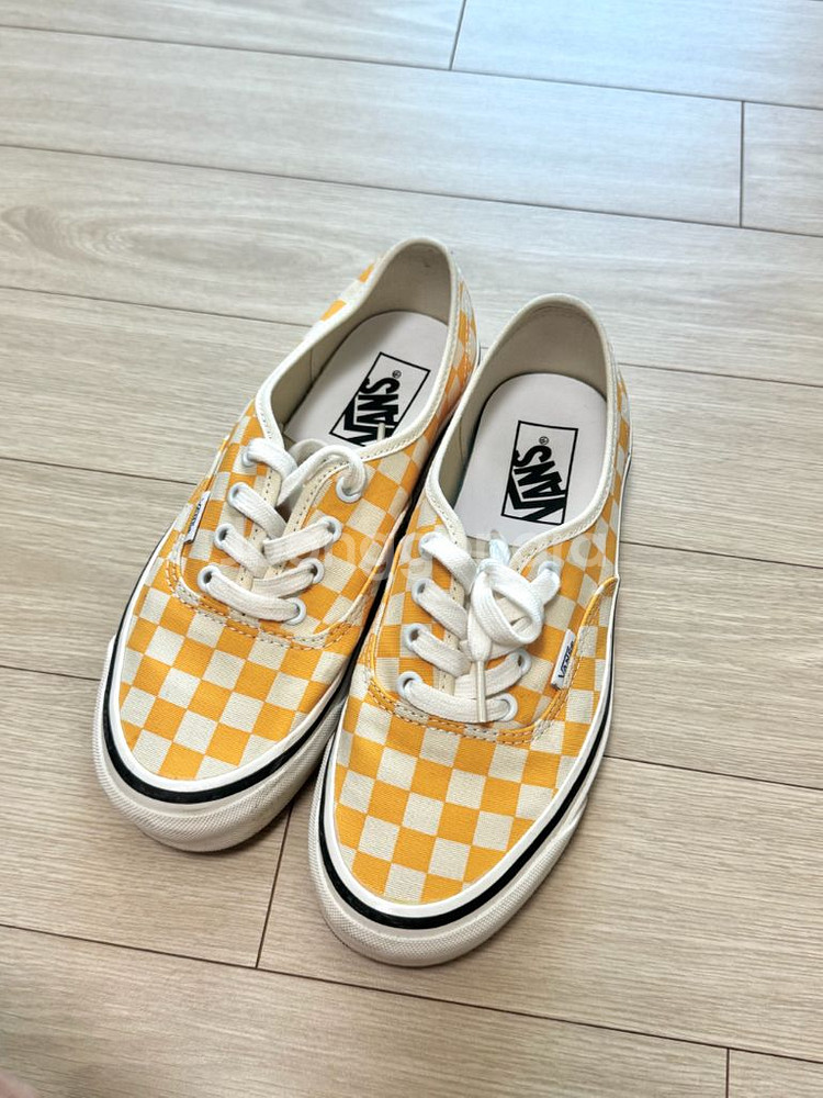 반스 어센틱 체커보드 옐로우 240--0
