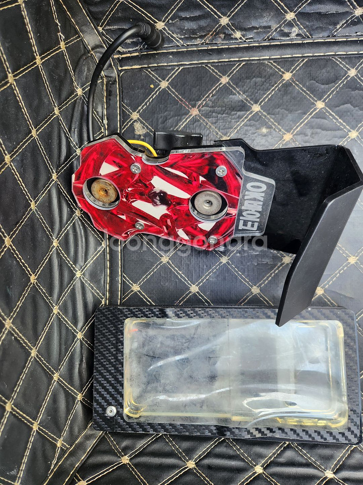 오토바이 거치대,케이스 판매합니다--0