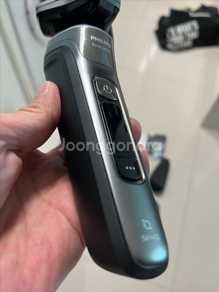 필립스 전기면도기 SkinIQ9000 S9987 풀세트--4