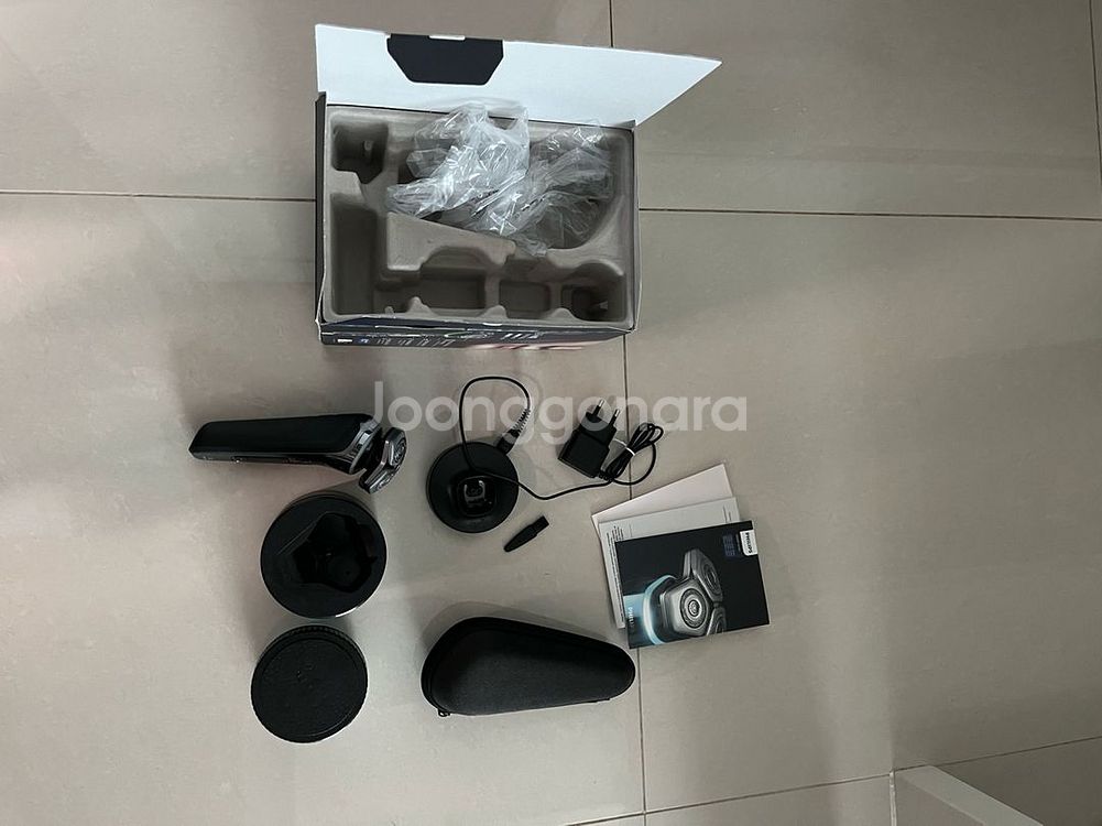 필립스 전기면도기 SkinIQ9000 S9987 풀세트--8
